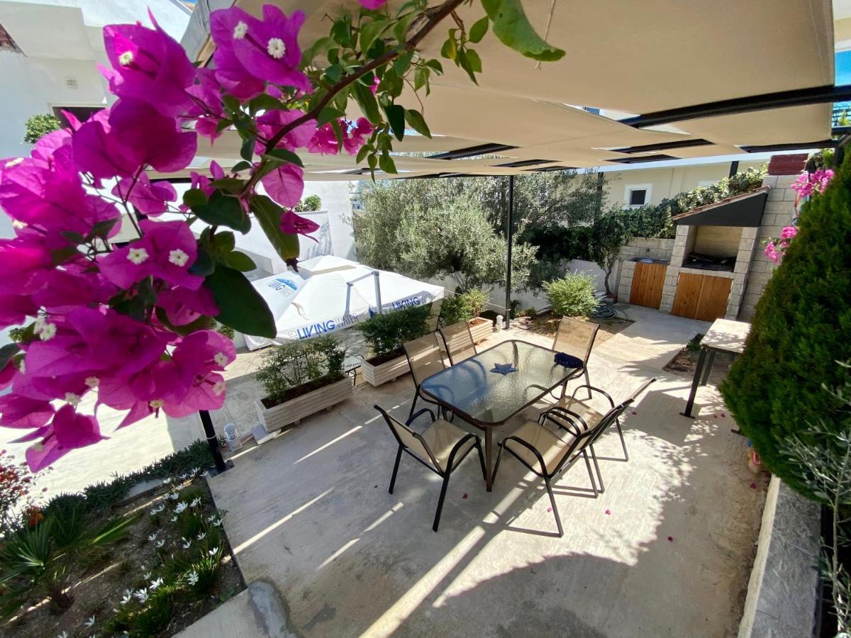 Hotel Vila Ali Ксамил Екстериор снимка